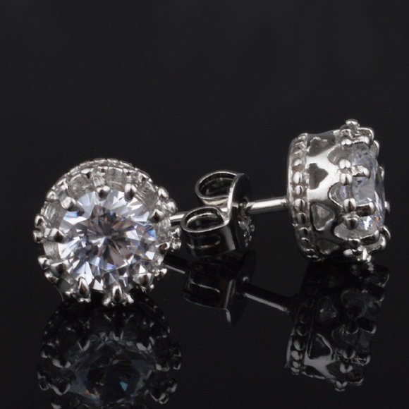 New 925 Sterling Silver Diamond Stud Earrings - Picture 3 of 7